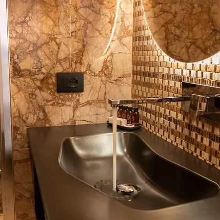 Romac Trinity With Steam Bath Apartament Rzym