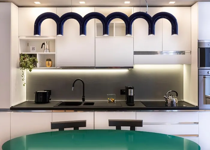 Romac Trinity With Steam Bath Apartment