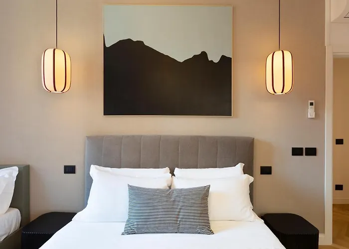 Romac Trinity With Steam Bath * Rome