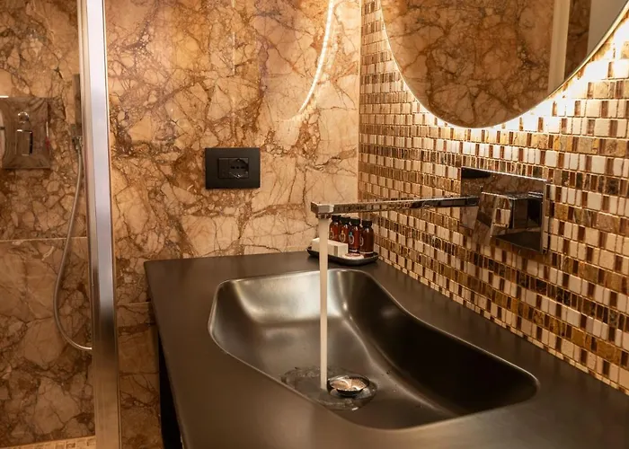 Romac Trinity With Steam Bath Apartment Rome